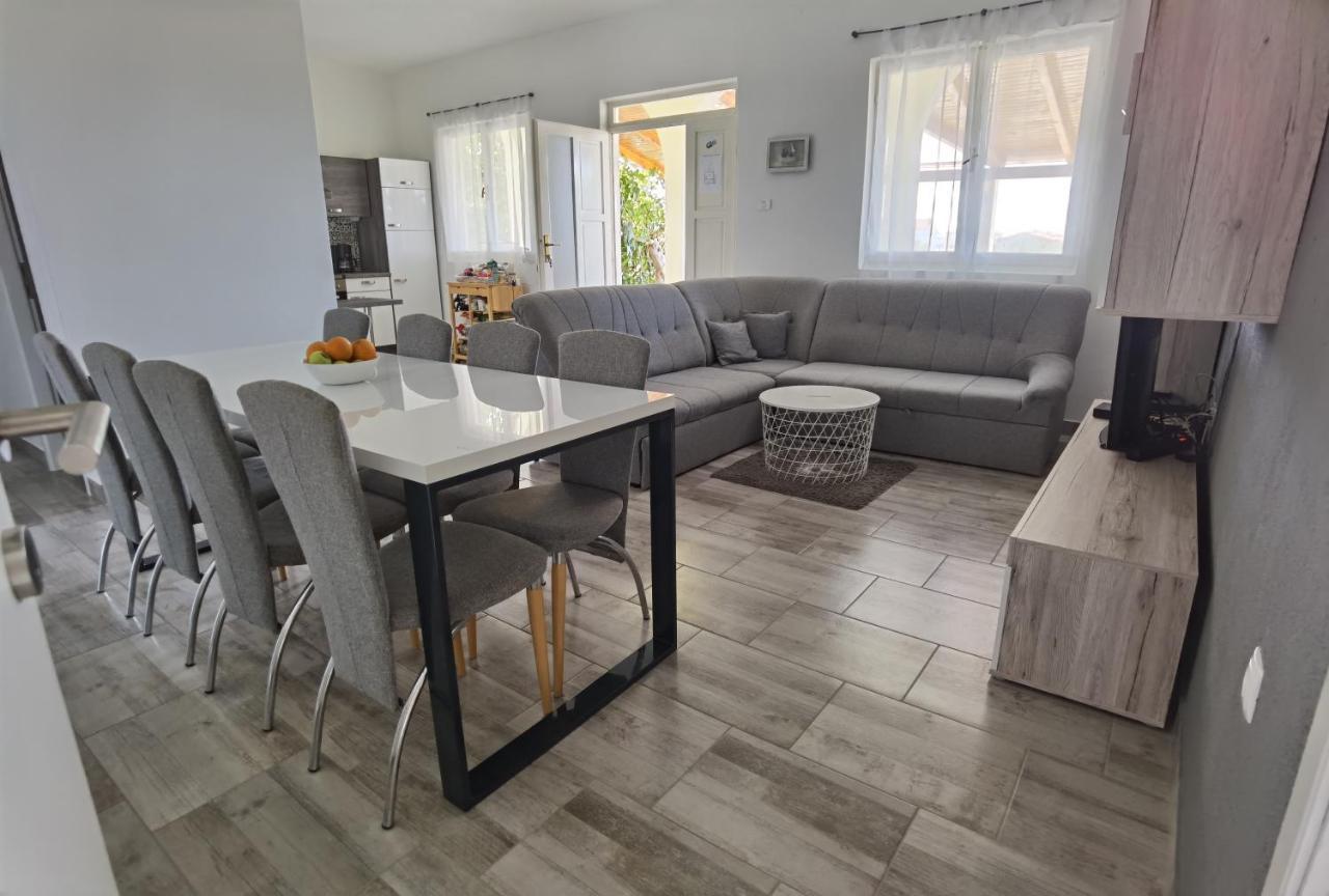 Apartments Jasna Привлака Екстериор снимка