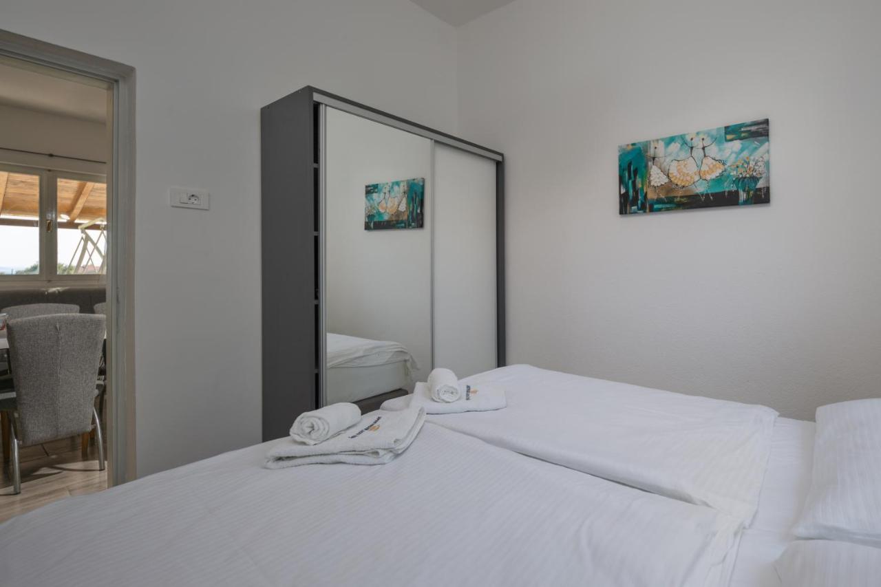 Apartments Jasna Привлака Екстериор снимка